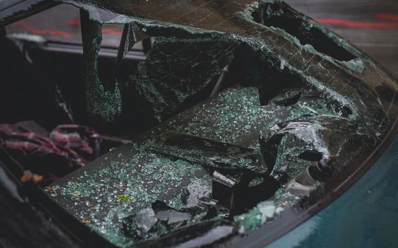 Vidrio de vehículo fragmentado